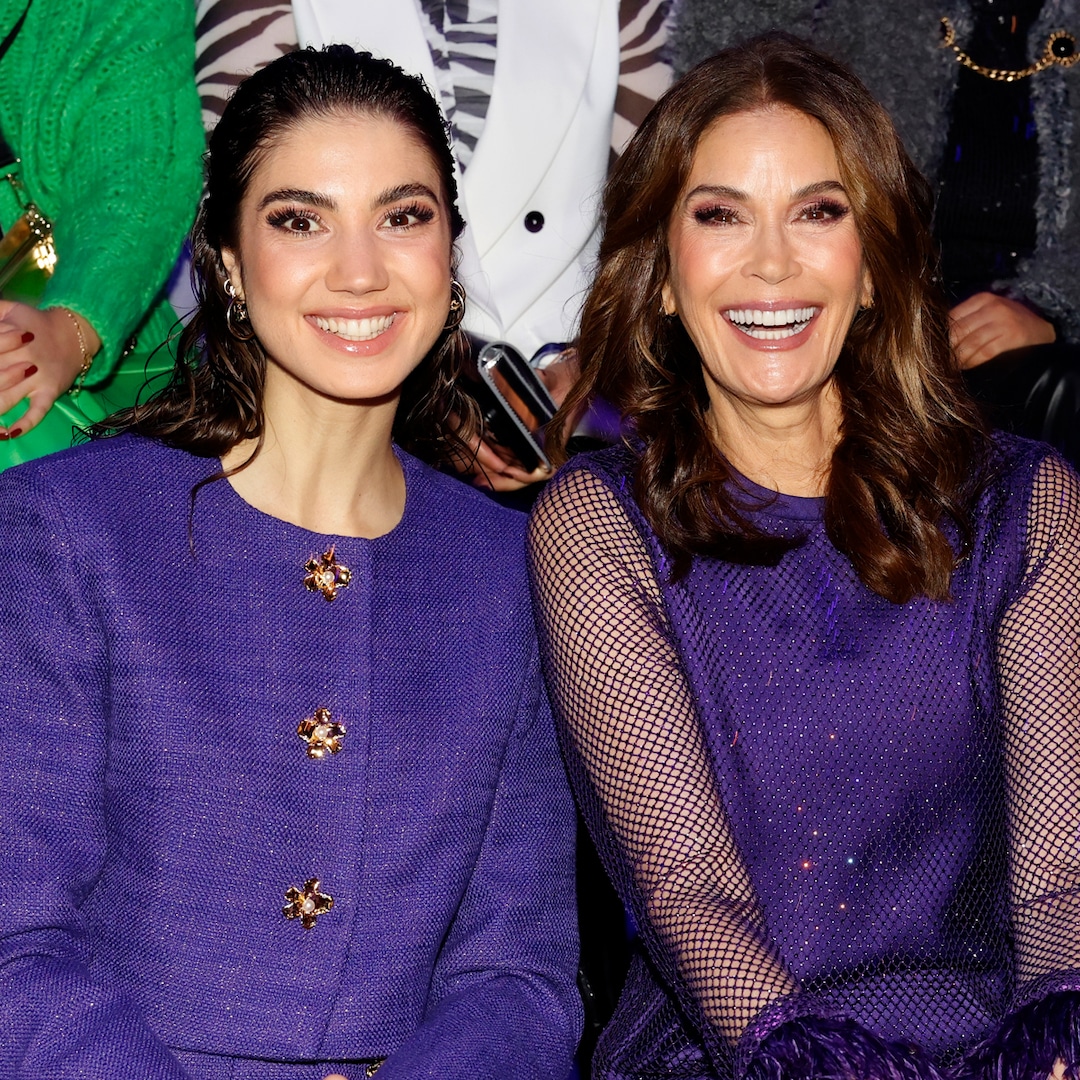 Teri Hatcher and Her Daughter Emerson Have Fabulous Twinning Moment